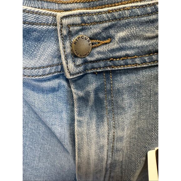 Rip Curl Women’s Surfwear Light Wash High Rise Wide Leg Jeans Size 32 - Picture 6 of 8